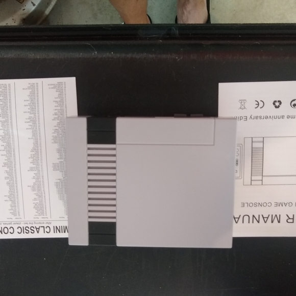 Mini NES console - Picture 5 of 8